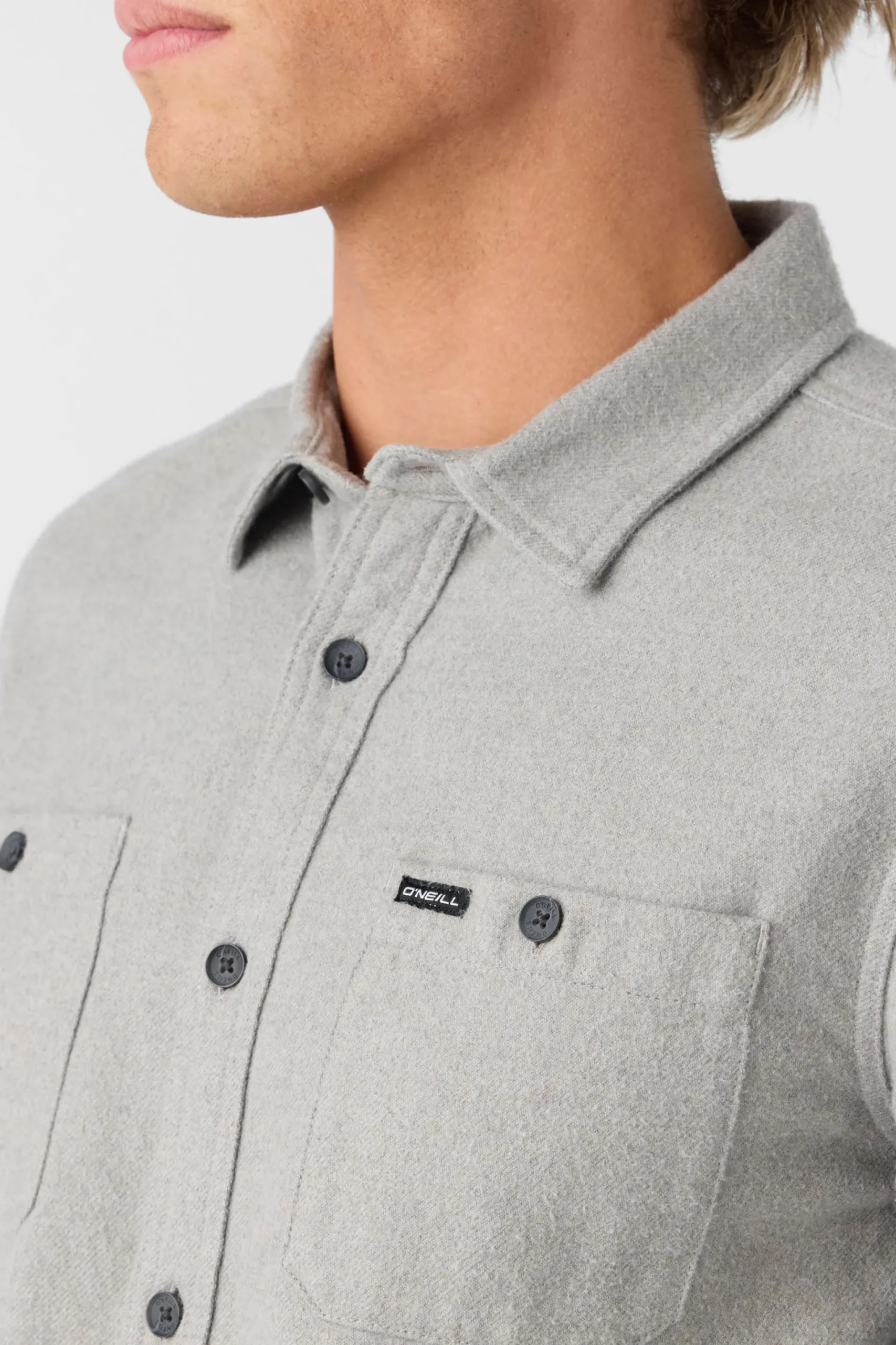 O’Neill Shirts & Flannels<BREAKWATER SOLID FLANNEL STANDARD FIT SHIRT