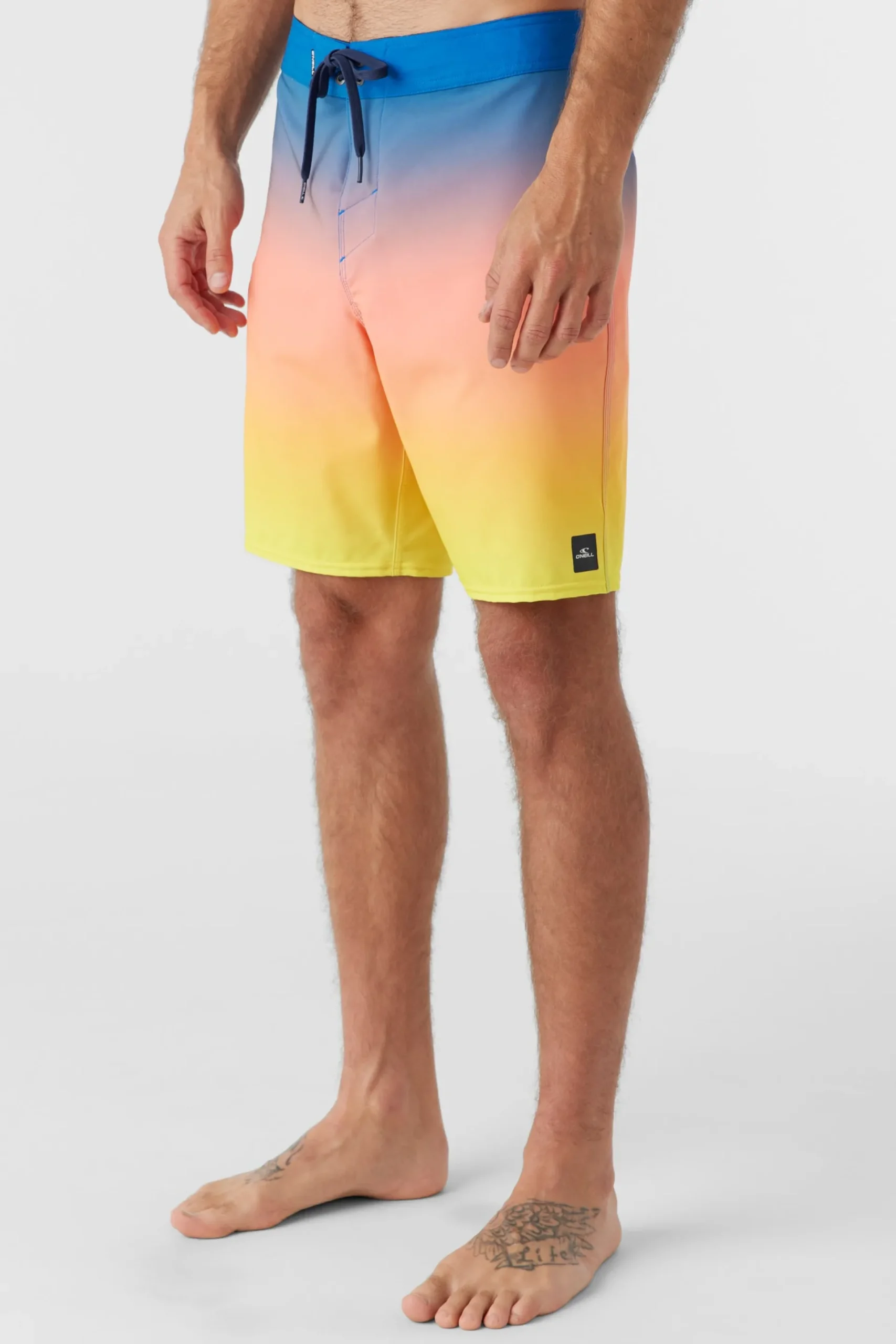 O’Neill Performance<HYPERFREAK HEAT FADE 19" BOARDSHORTS