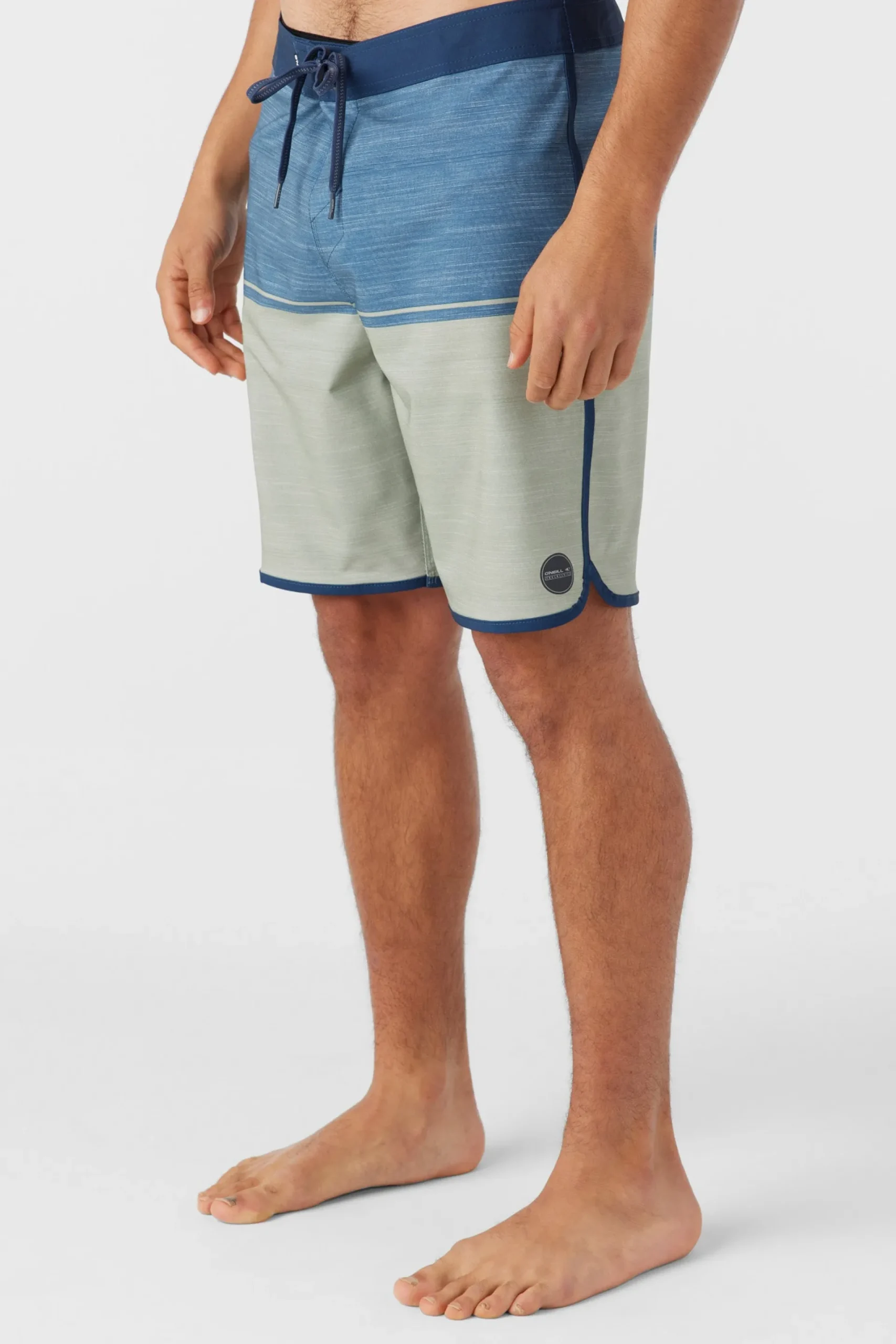 O’Neill Performance<HYPERFREAK TECH TRVLR NOMAD SCALLOP 19" BOARDSHORTS