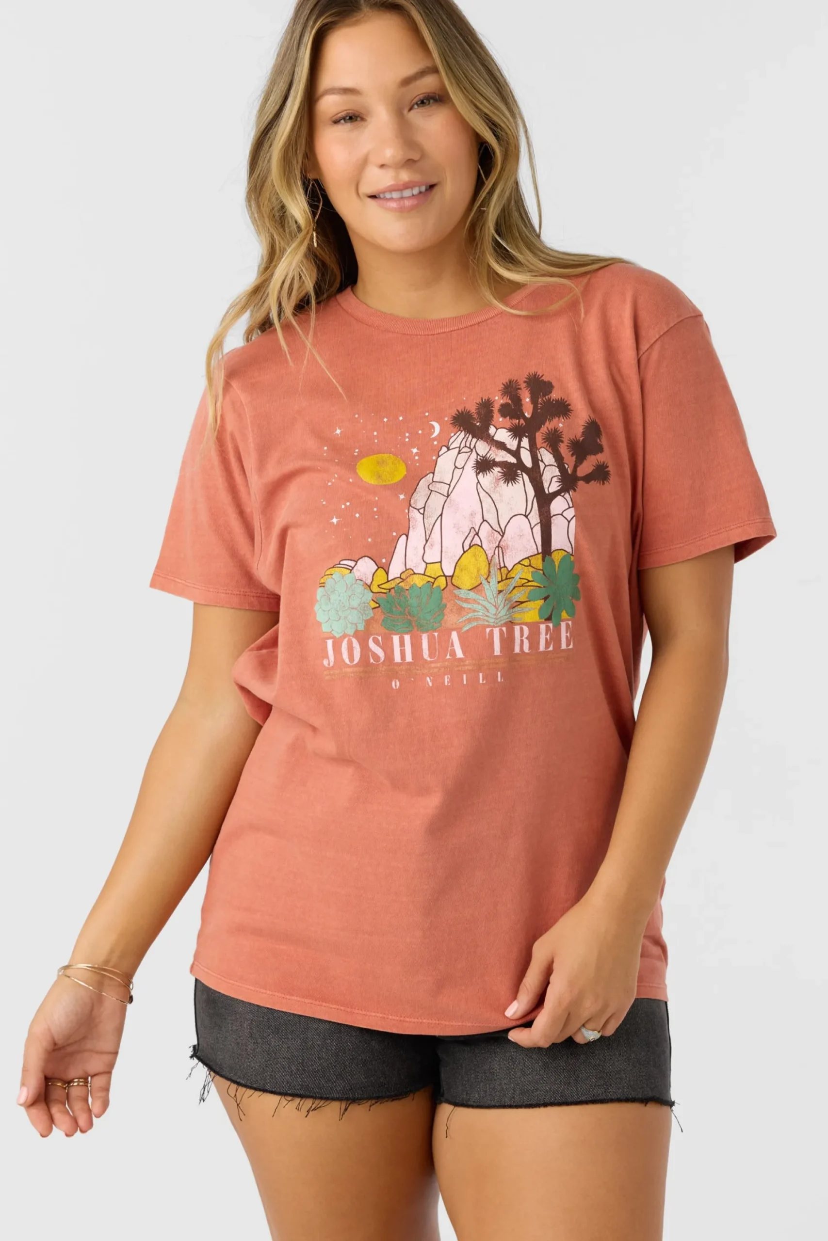 Women O’Neill Graphic Tees & Tanks<JOSHUA TREE TEE