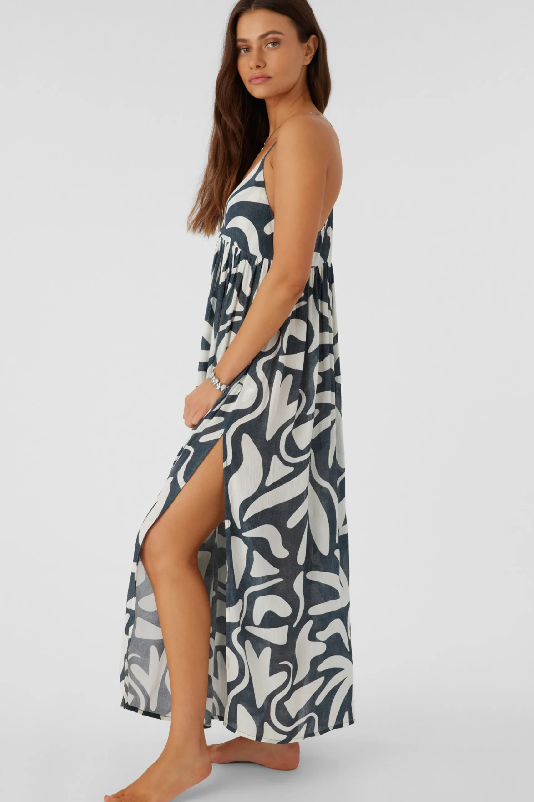 Women O’Neill Cover-Ups<MEL MAXI BEACH HUT GEO SWIM COVER-UP DRESS