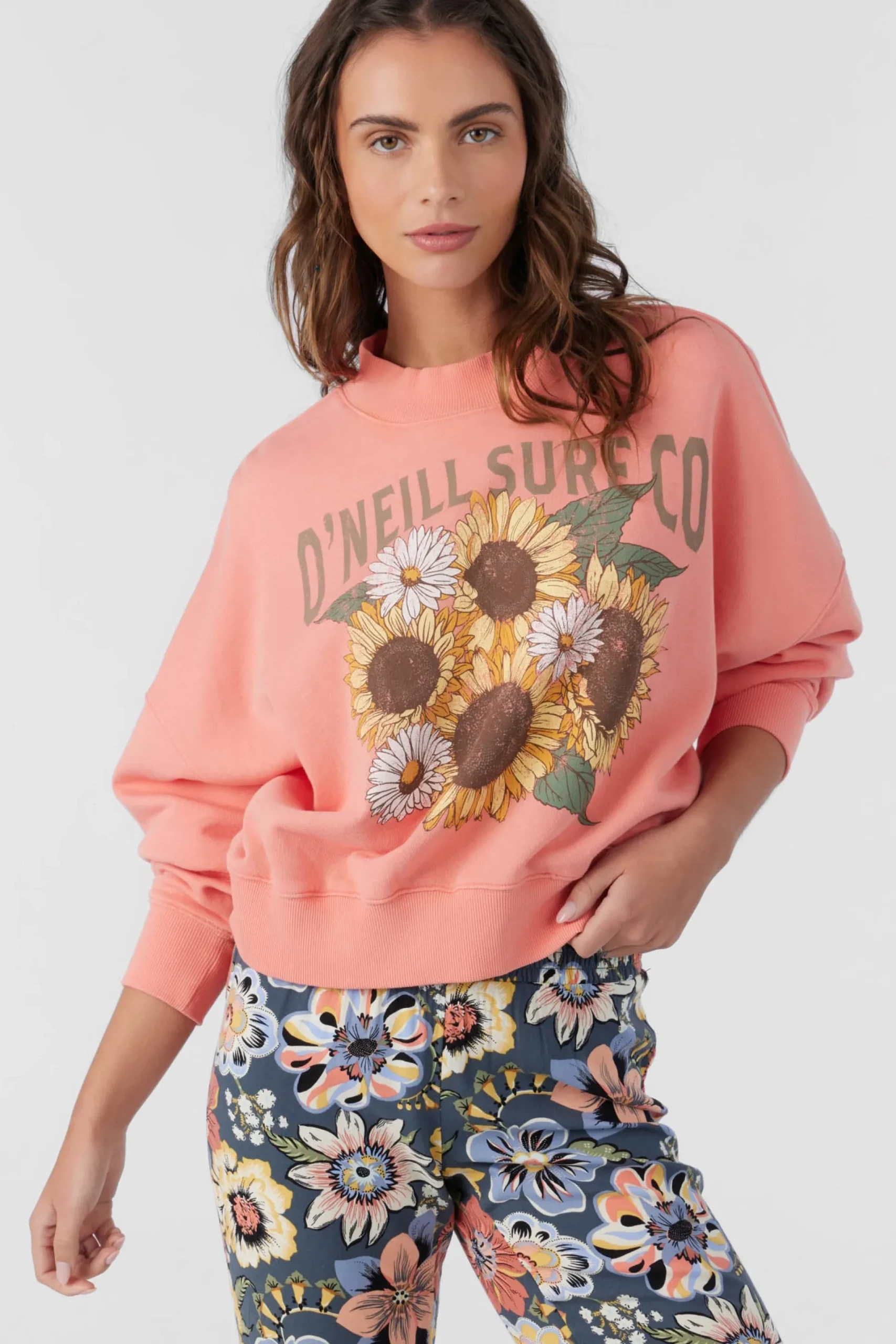 Women O’Neill Graphic Tees & Tanks<MOMENT CREW NECK CROPPED FLEECE