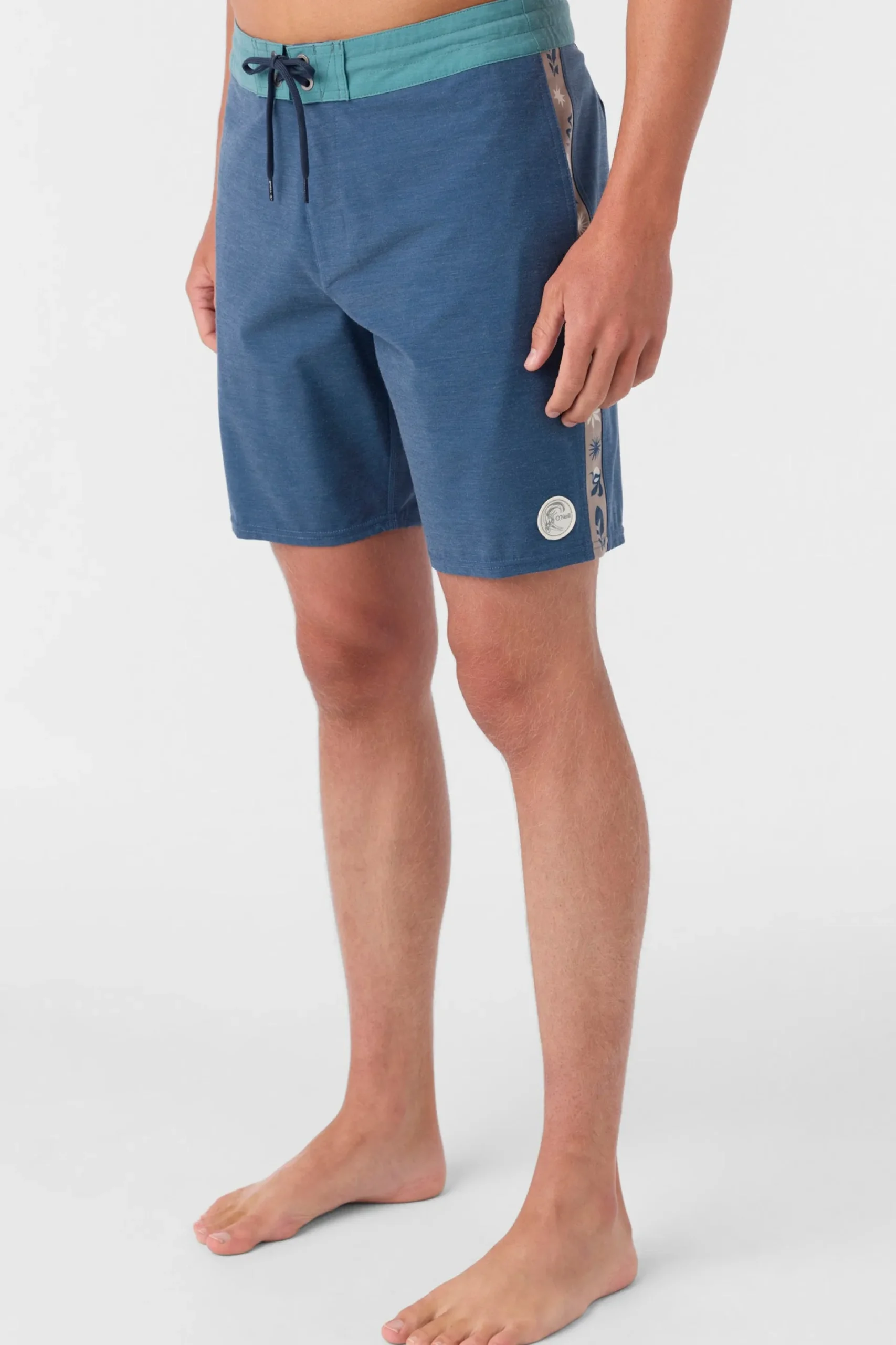 O’Neill Side Pockets<O'RIGINALS SIDELINE CRUZER 18" BOARDSHORTS