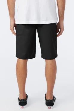 O’Neill Shorts<REDWOOD 22" CHINO SHORTS
