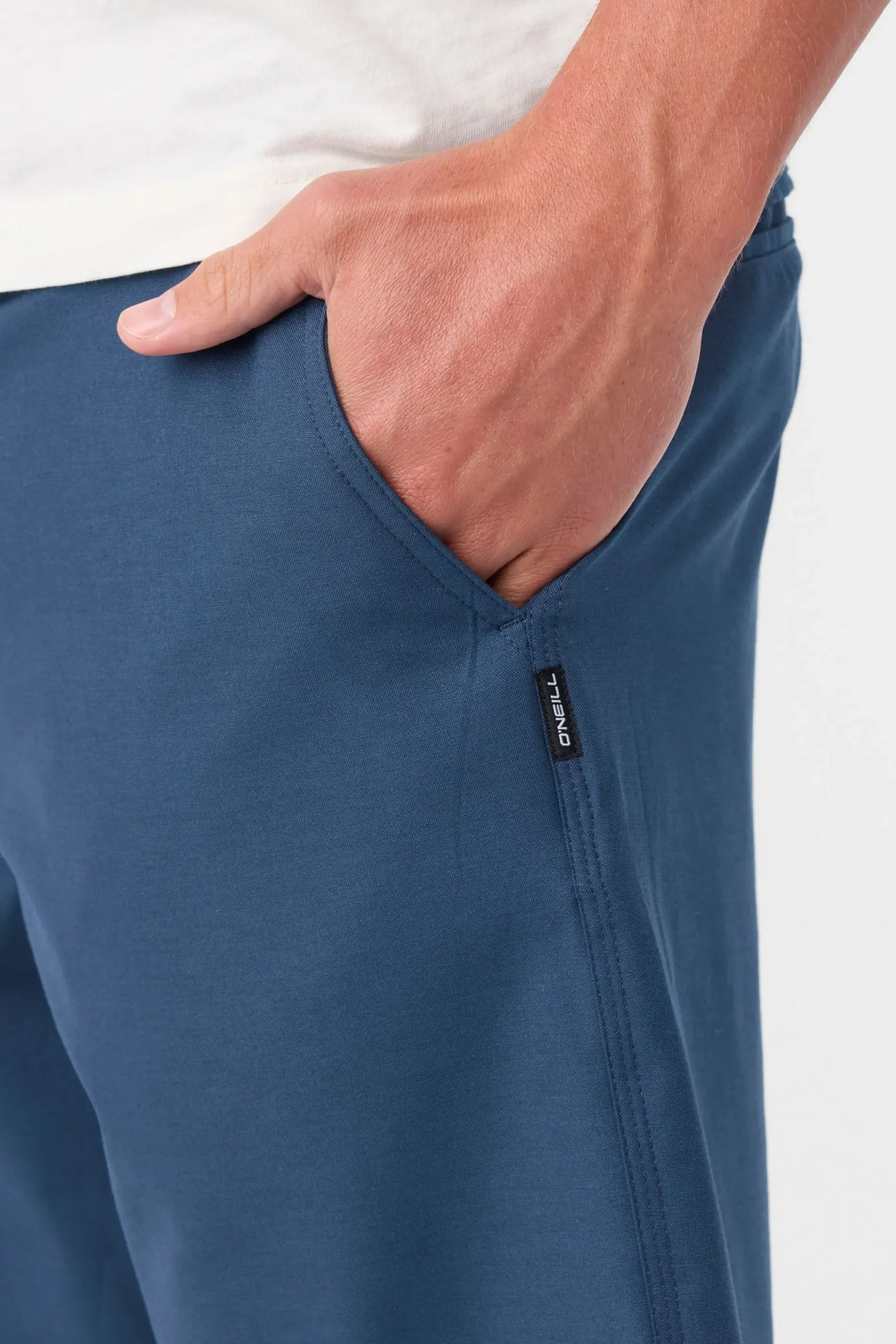 O’Neill Shorts<RESERVE LIGHT CHECK 21" HYBRID SHORTS