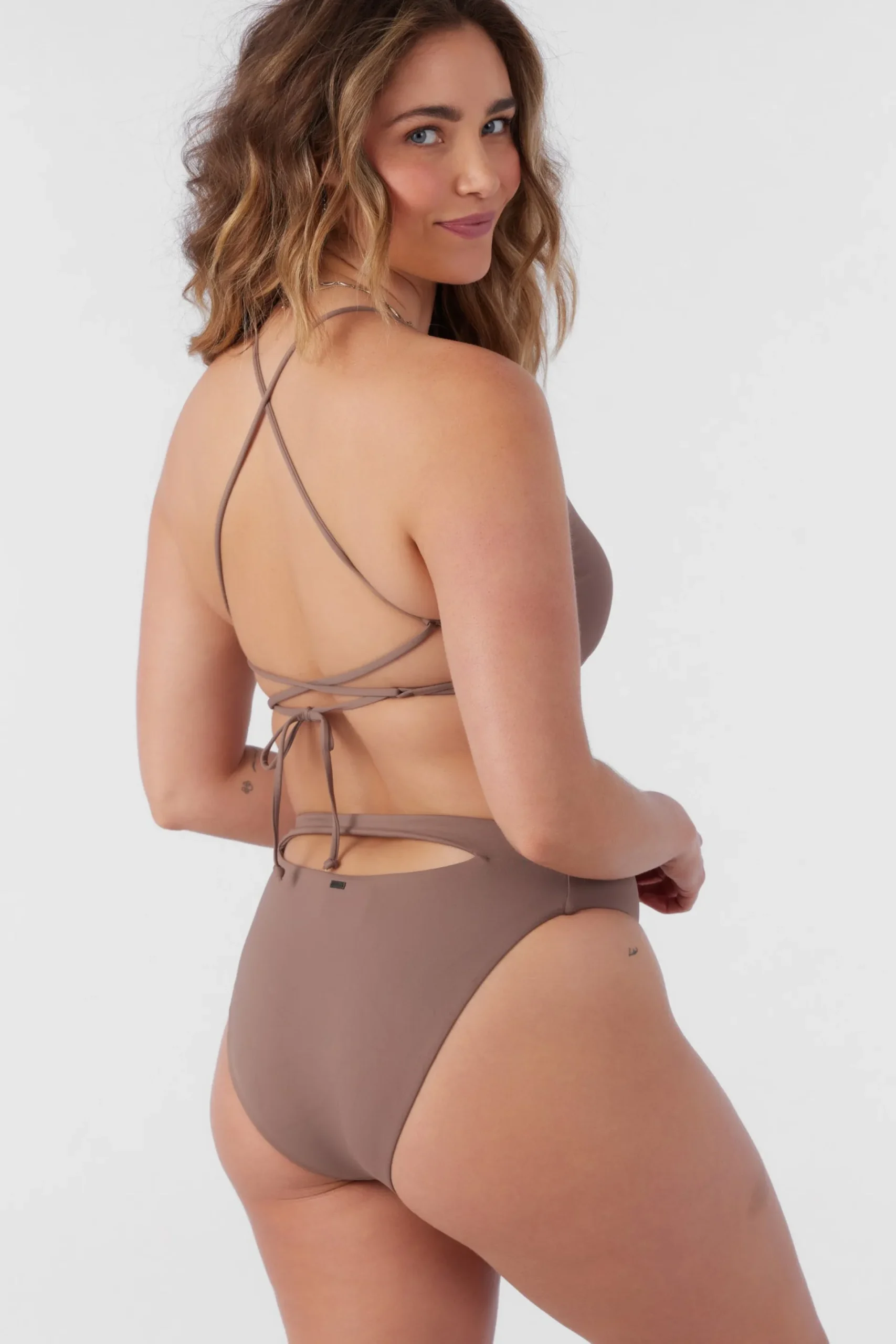 Women O’Neill Bralette|Bikini Tops<SALTWATER SOLIDS HUNTINGTON BRALETTE TOP