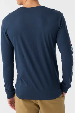 O’Neill Tees<STEADFAST STANDARD FIT LONG SLEEVE TEE