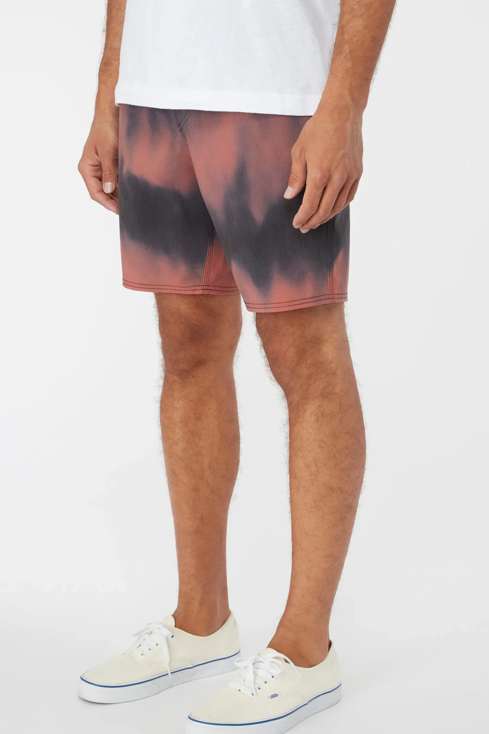 O’Neill Shorts<STOCKTON PRINT ELASTIC WAIST 18" HYBRID SHORTS