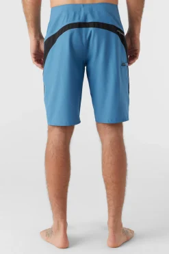 O’Neill Performance<SUPERFREAK SOLID 21" BOARDSHORTS