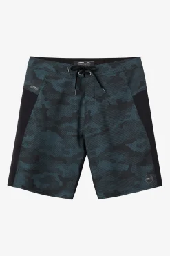 O’Neill Performance<TRVLR ENDURO 20" BOARDSHORTS