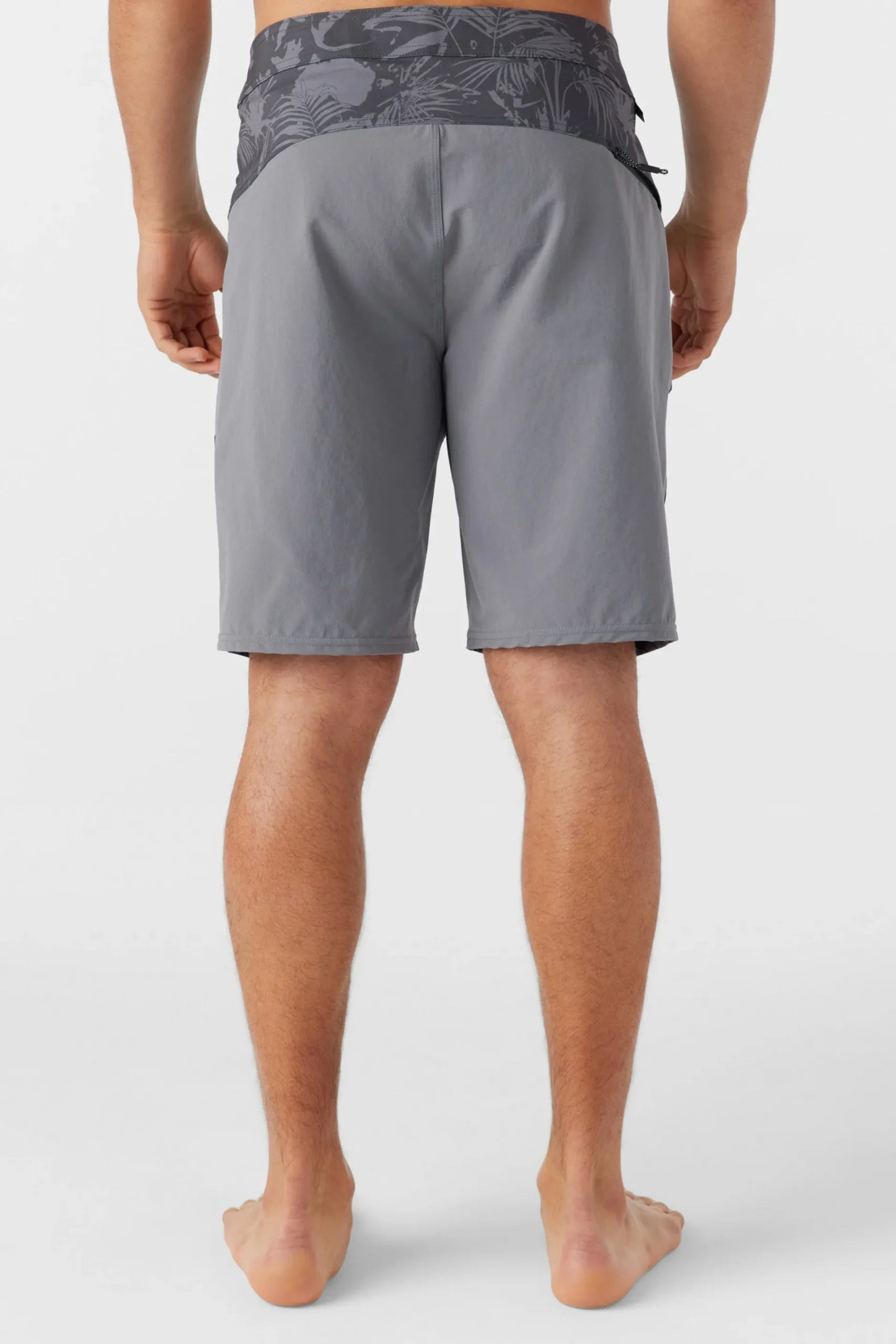 O’Neill Performance<TRVLR ENDURO 20" BOARDSHORTS