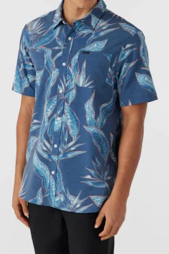 O’Neill Shirts & Flannels<TRVLR UPF TRAVERSE RELAXED FIT SHIRT