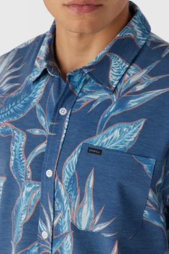 O’Neill Shirts & Flannels<TRVLR UPF TRAVERSE RELAXED FIT SHIRT