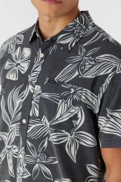 O’Neill Shirts & Flannels<TRVLR UPF TRAVERSE STANDARD FIT SHIRT