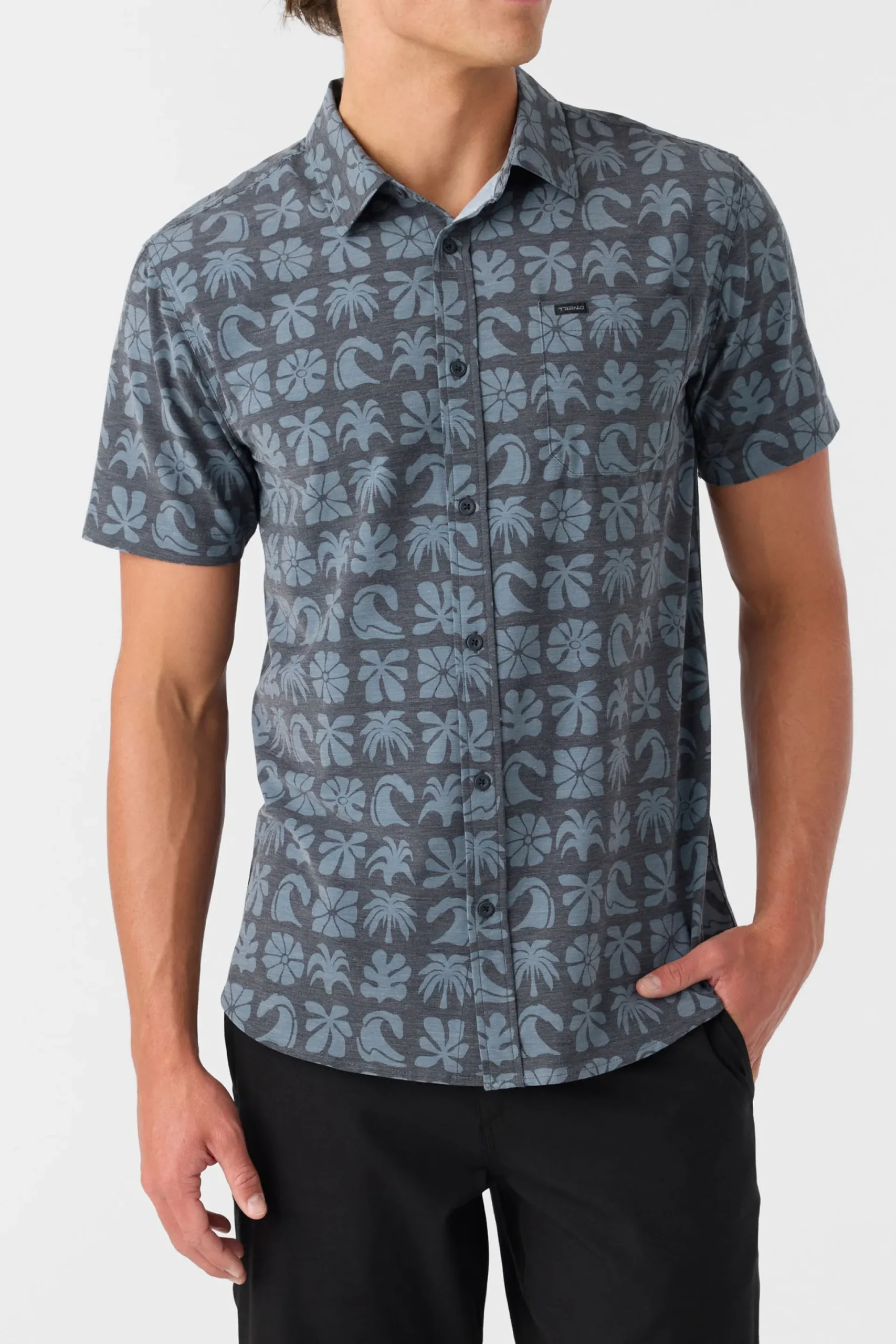 O’Neill Shirts & Flannels<TRVLR UPF TRAVERSE STANDARD FIT SHIRT