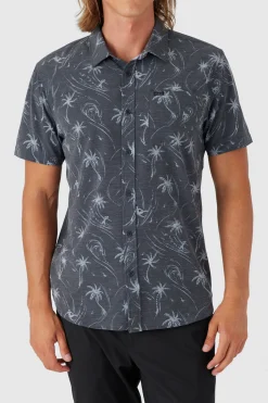 O’Neill Shirts & Flannels<TRVLR UPF TRAVERSE STANDARD FIT SHIRT