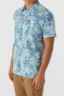 O’Neill Shirts & Flannels<TRVLR UPF TRAVERSE STANDARD FIT SHIRT