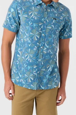 O’Neill Shirts & Flannels<TRVLR UPF TRAVERSE STANDARD FIT SHIRT