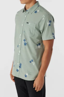 O’Neill Shirts & Flannels<TRVLR UPF TRAVERSE STANDARD FIT SHIRT