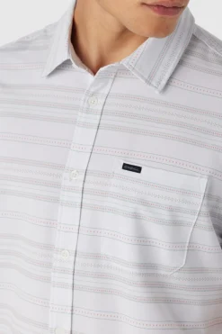 O’Neill Shirts & Flannels<TRVLR UPF TRAVERSE STRIPE STANDARD FIT SHIRT